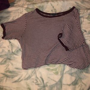 Cropped Brandy Melville Tee